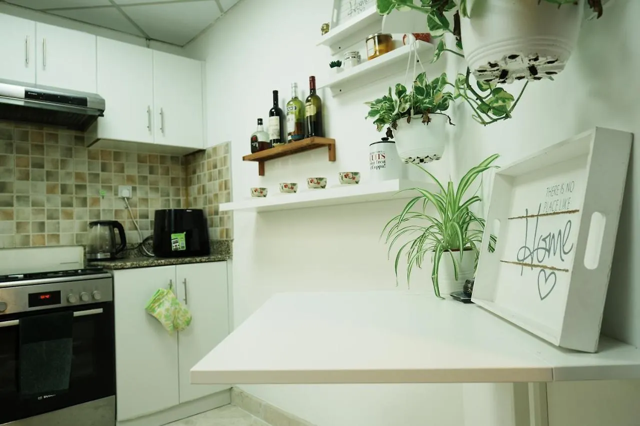 Cozy Spacious Apartment Near Downtown Dubai United Arab Emirates